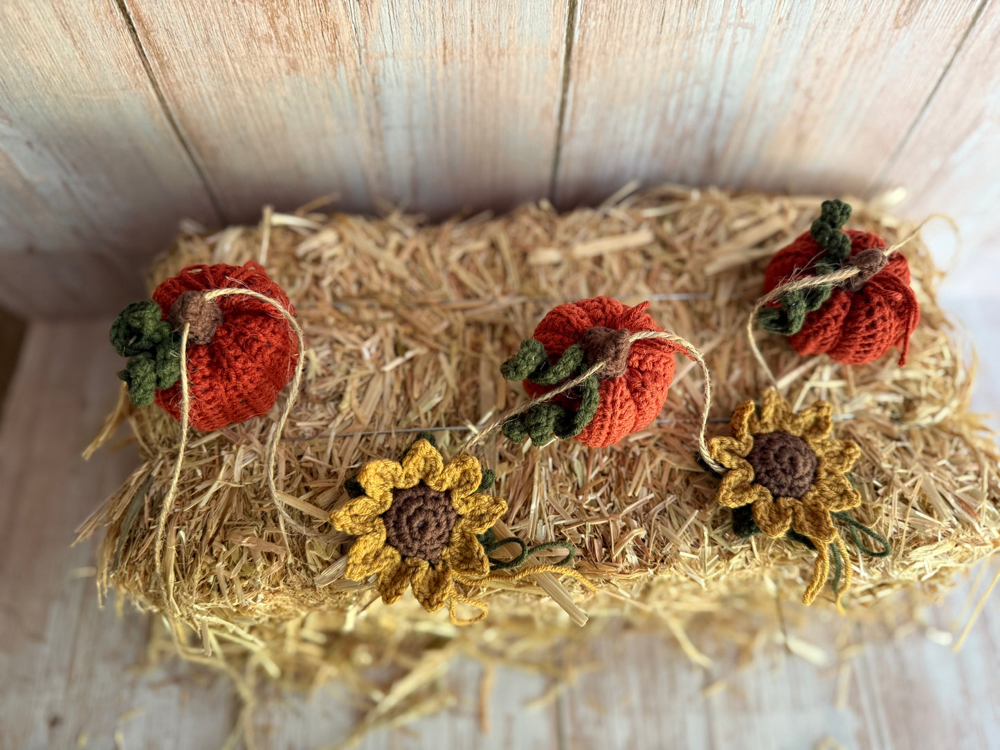 Autumn Harvest Crochet Garland, Handmade Fall Garland Rustic Pumpkins & Sunflowers, Cozy Crochet Fall Garland Pumpkins & Blooms, Rustic Pumpkin & Sunflower Garland, Autumn Home Decor, Handmade Crochet Fall Garland Farmhouse Style