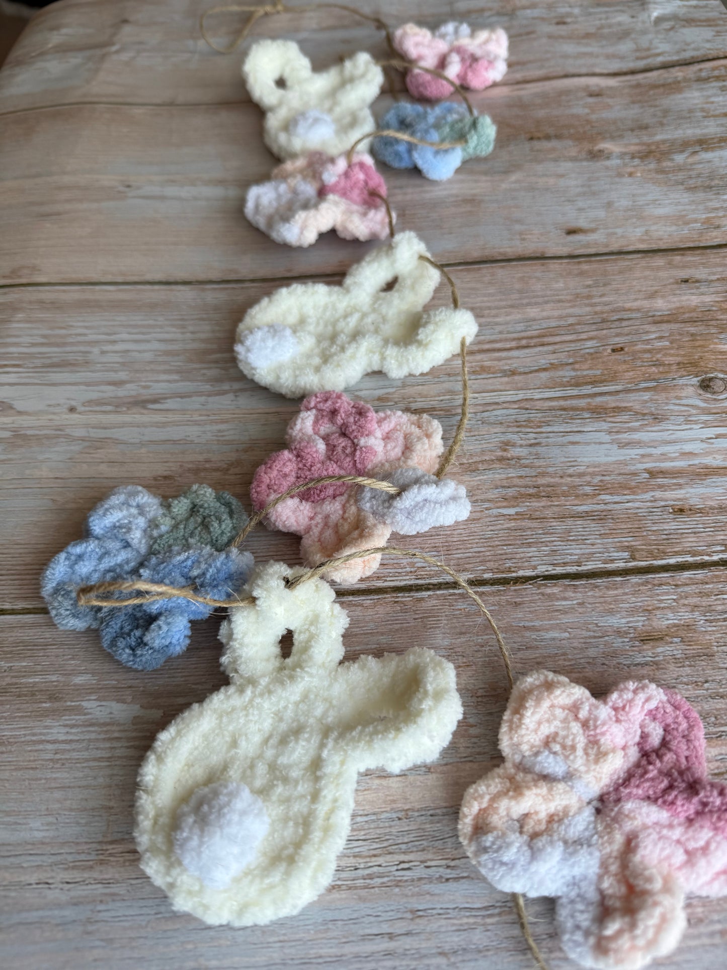 Handmade Spring Bunny & Flower Garland, Crochet Bunny & Blossoms Garland – Spring Decor, Pastel Easter Bunny Garland – Handmade Crochet
