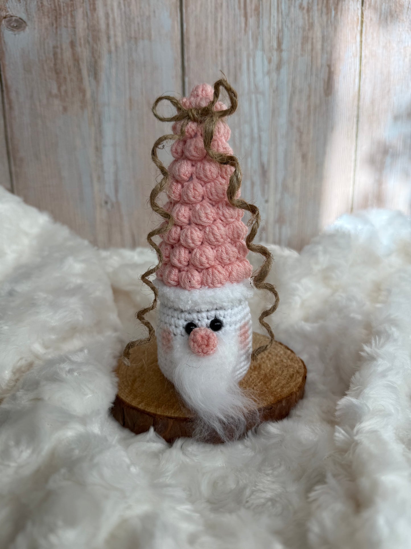 Crocheted Santa Gnome Ornament, Rustic Christmas Santa Decoration, Handmade Santa Gnome with Wooden Base, Crochet Santa Claus – Farmhouse Holiday Decor, Nordic Style Santa Gnome