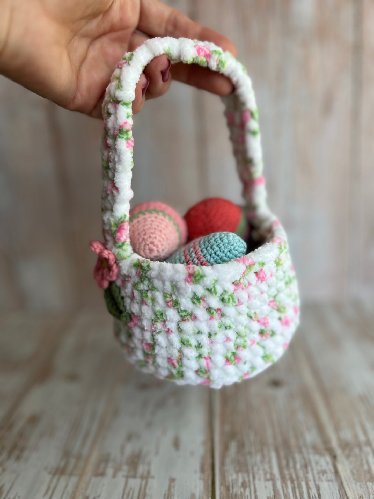 Handmade Floral Easter Basket – Soft Plush Crochet with Handle, Handmade Plush Easter Basket, Soft Easter Decoration,