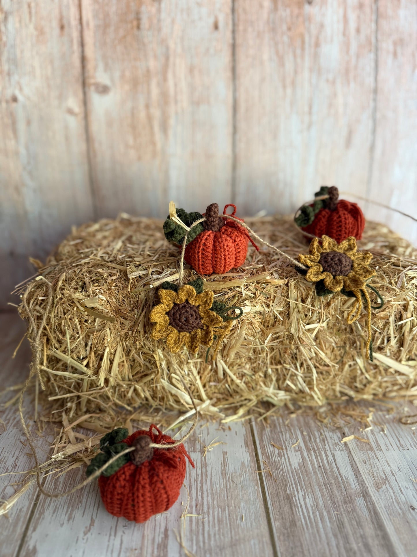 Autumn Harvest Crochet Garland, Handmade Fall Garland Rustic Pumpkins & Sunflowers, Cozy Crochet Fall Garland Pumpkins & Blooms, Rustic Pumpkin & Sunflower Garland, Autumn Home Decor, Handmade Crochet Fall Garland Farmhouse Style