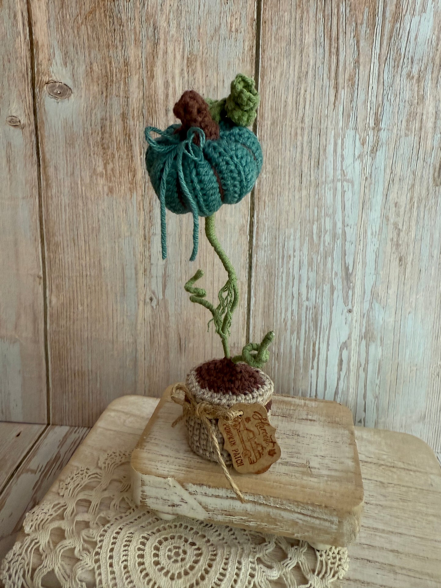 Crochet Pumpkin Plant in Pot, Fall Home Decor, Autumn Decoration, Mini Pumpkin Plant Crochet Decoration, Rustic Crochet Pumpkin in Pot, Handmade Fall Pumpkin Pot Accent, Crochet Pumpkin Farmhouse Style
