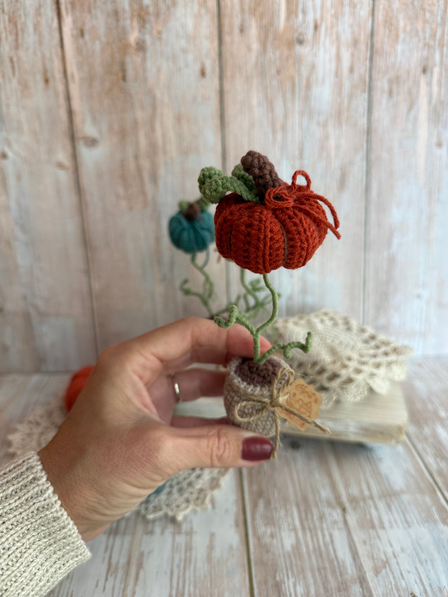 Crochet Pumpkin Plant in Pot, Fall Home Decor, Autumn Decoration, Mini Pumpkin Plant Crochet Decoration, Rustic Crochet Pumpkin in Pot, Handmade Fall Pumpkin Pot Accent, Crochet Pumpkin Farmhouse Style