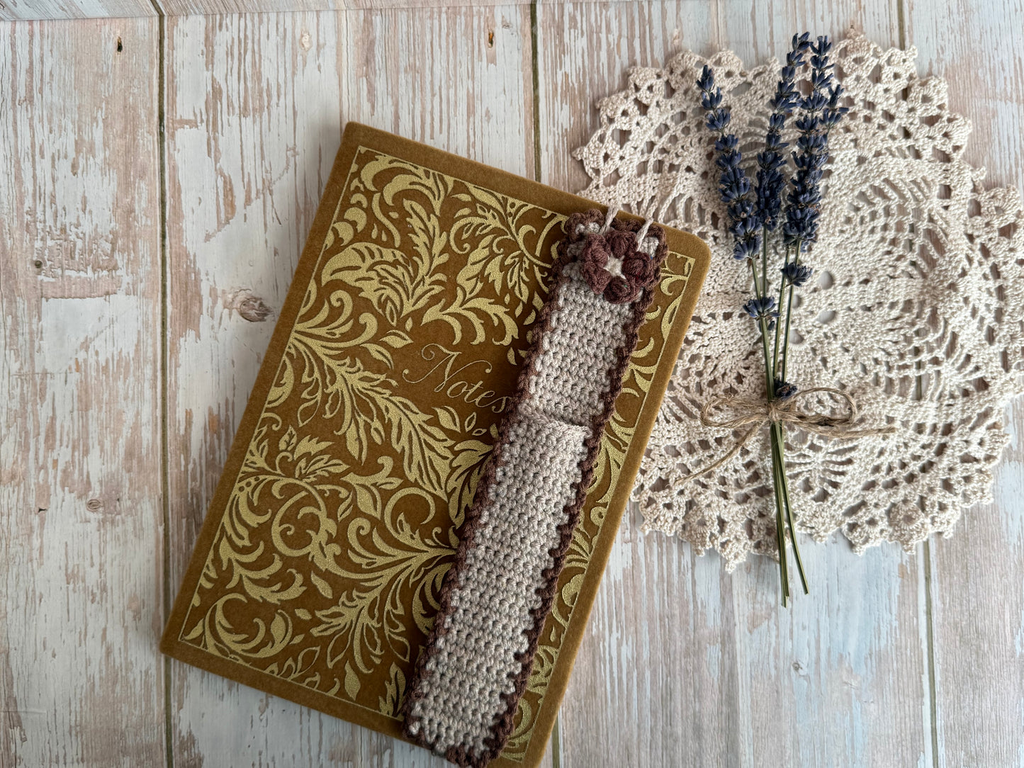 Mother’s Day Notebook, Pen & Crochet Pen Holder Gift, Handmade Writing Gift Set for Her, Thoughtful Gift Set for Teachers – Notebook, Crochet Pen Sleeve & Pen, Tea Time Writing Set – Cozy Notebook Gift, Relax & Write Gift Set with Handmade Touch
