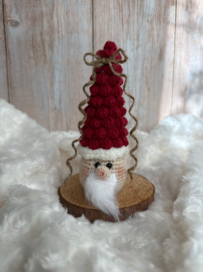 Crocheted Santa Gnome Ornament, Rustic Christmas Santa Decoration, Handmade Santa Gnome with Wooden Base, Crochet Santa Claus – Farmhouse Holiday Decor, Nordic Style Santa Gnome