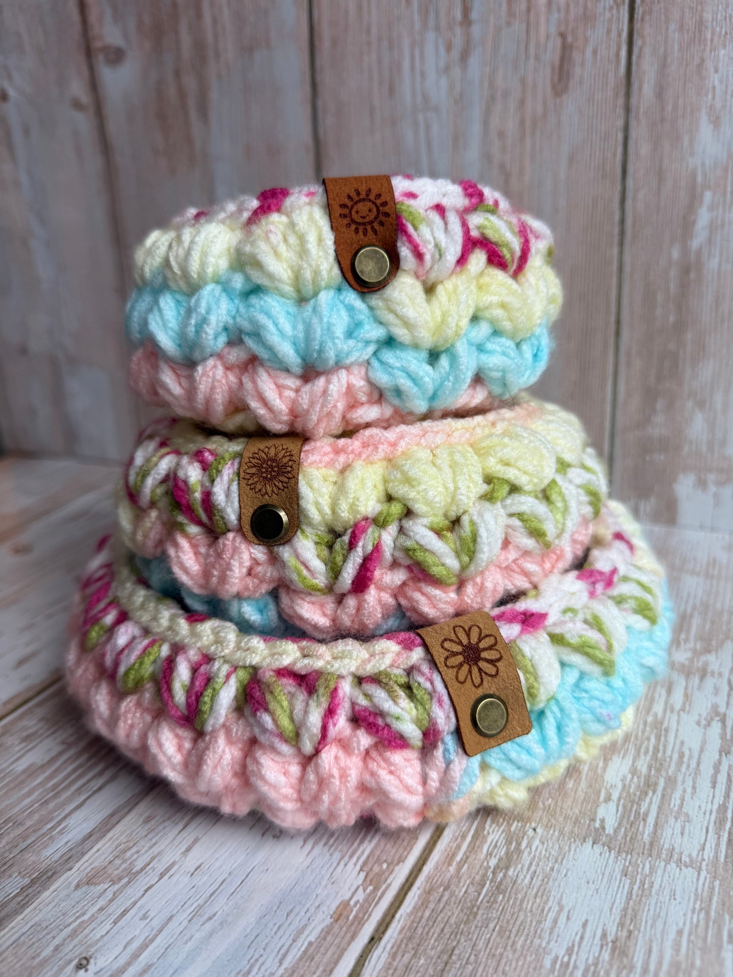 Pastel Chunky Crochet Baskets, Colorful Handmade Crochet Baskets – Cozy Home Decor, Soft & Sturdy Crochet Nesting Baskets – Pastel Edition, Handmade Chunky Crochet Baskets – Available in Three Sizes