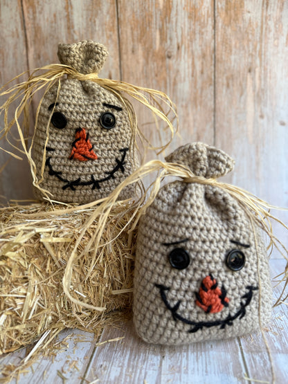 Handmade Crochet Scarecrow, Fall Home Decor, Rustic Autumn Accent, Crochet Scarecrow Decoration, Farmhouse Fall Decor, Harvest Season Gift, Adorable Stuffed Spooky Characters, Silly Scarecrows