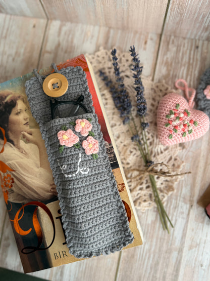 Mom’s Cozy Corner Gift Box, Heartfelt Moments: Mother’s Day Box, Cherished Moments Mother’s Day Kit, Long-distance “Thinking of You” Surprise, Grandmother’s Birthday