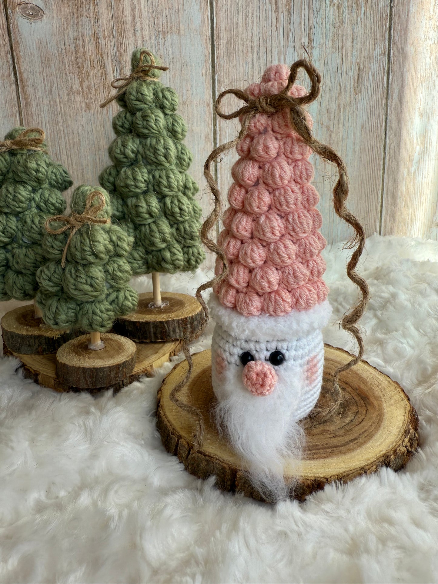 Crocheted Santa Gnome Ornament, Rustic Christmas Santa Decoration, Handmade Santa Gnome with Wooden Base, Crochet Santa Claus – Farmhouse Holiday Decor, Nordic Style Santa Gnome