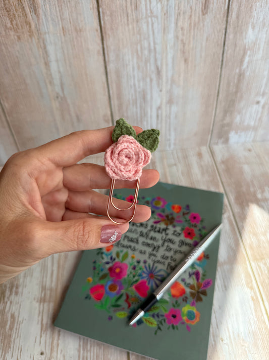 Crochet Rose Paper Clip, Floral Bookmark Clip – Handmade, Delicate Rose Page Marker, Handcrafted Flower Clip for Journals & Planners, Crochet Blossom Clip