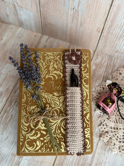 Mother’s Day Notebook, Pen & Crochet Pen Holder Gift, Handmade Writing Gift Set for Her, Thoughtful Gift Set for Teachers – Notebook, Crochet Pen Sleeve & Pen, Tea Time Writing Set – Cozy Notebook Gift, Relax & Write Gift Set with Handmade Touch