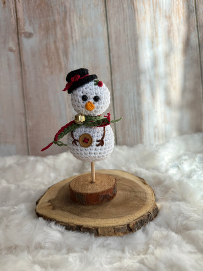 Crochet Snowman on Wood Stand Handmade Winter Decor, Handmade Crochet Snowman with Hat & Scarf Christmas Table Decoration, Amigurumi Snowman Ornament Cozy Winter Home Accent, Crochet Snowman Figurine Rustic Holiday Decor on Wooden Base
