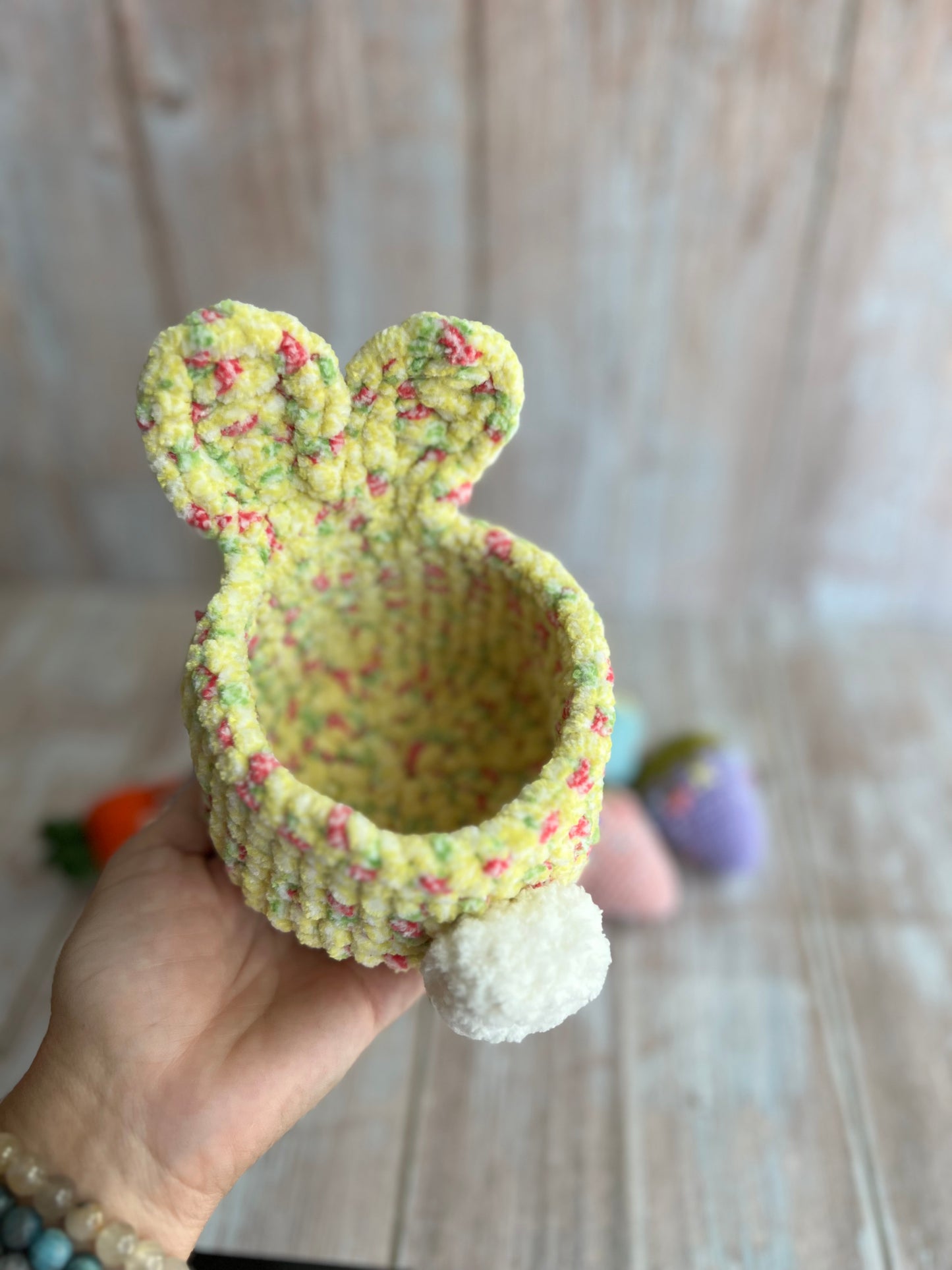 Handmade Plush Bunny Basket – Soft Easter Decoration with Pom-Pom Tail
