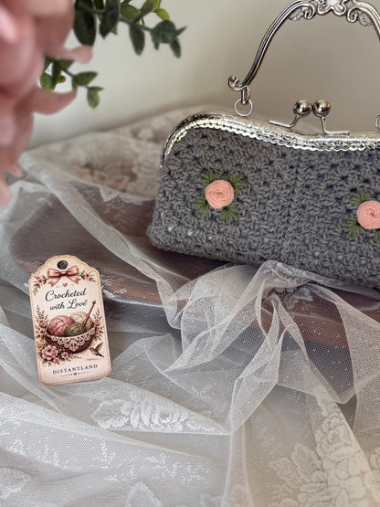 Vintage Crochet Rose Kiss-Lock Clutch Bag – Gray Floral Handmade Purse with Silver Frame