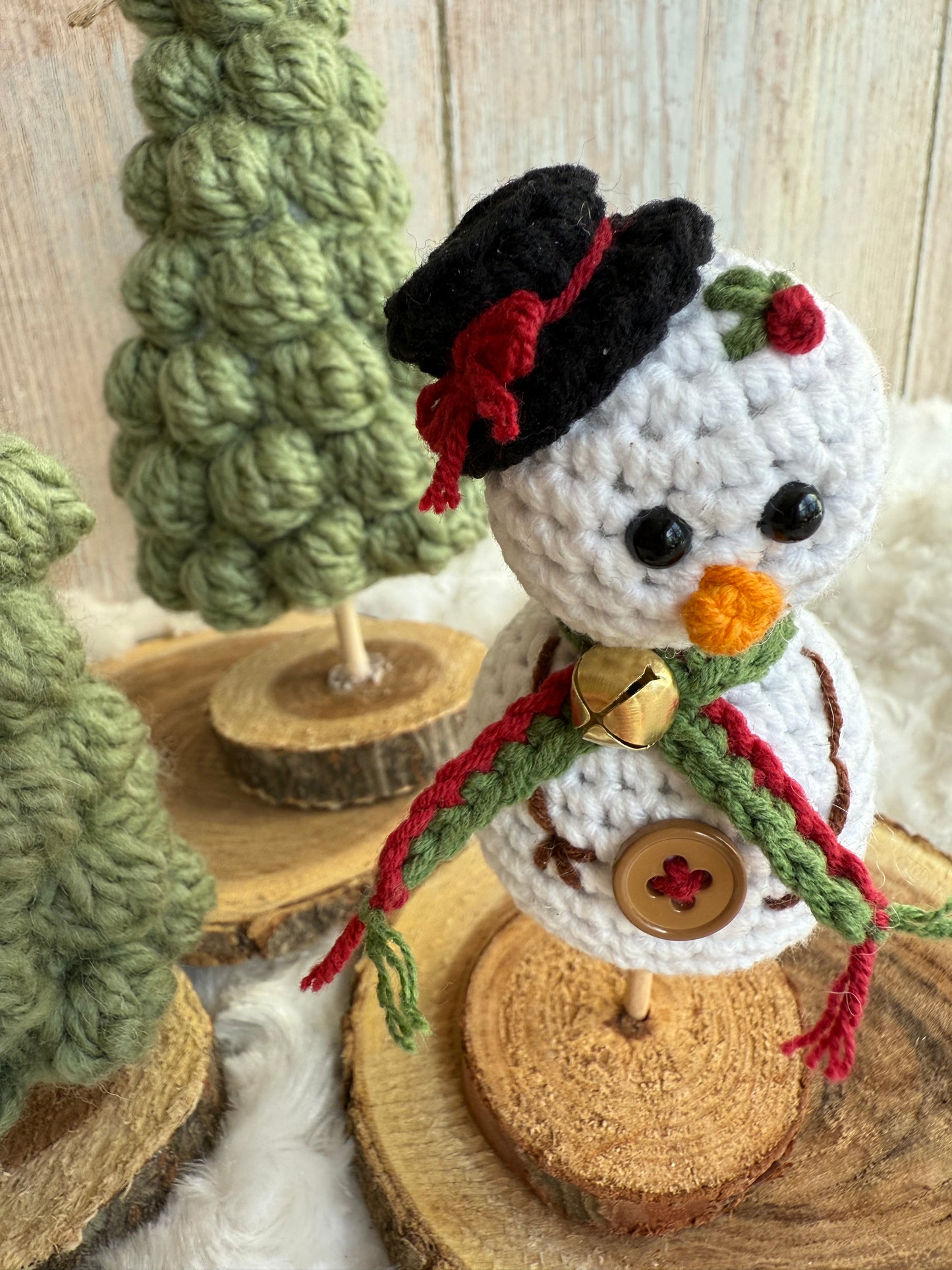 Crochet Snowman on Wood Stand Handmade Winter Decor, Handmade Crochet Snowman with Hat & Scarf Christmas Table Decoration, Amigurumi Snowman Ornament Cozy Winter Home Accent, Crochet Snowman Figurine Rustic Holiday Decor on Wooden Base